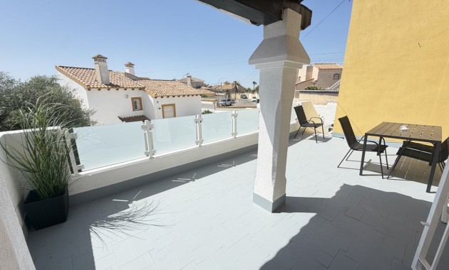 Sale - Detached Villa -
Orihuela Costa - Villamartin