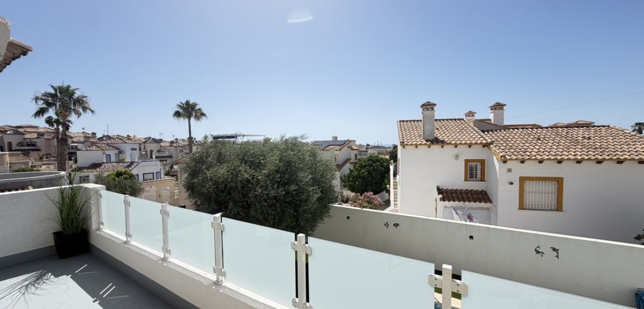Sale - Detached Villa -
Orihuela Costa - Villamartin