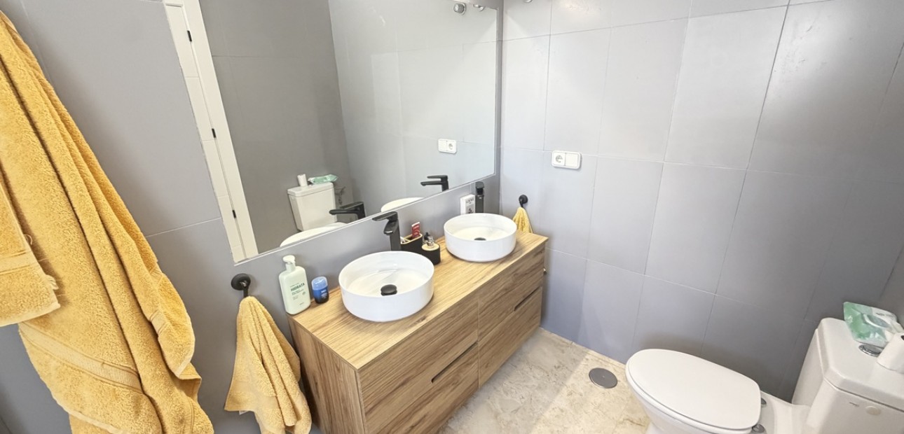 Sale - Detached Villa -
Orihuela Costa - Villamartin