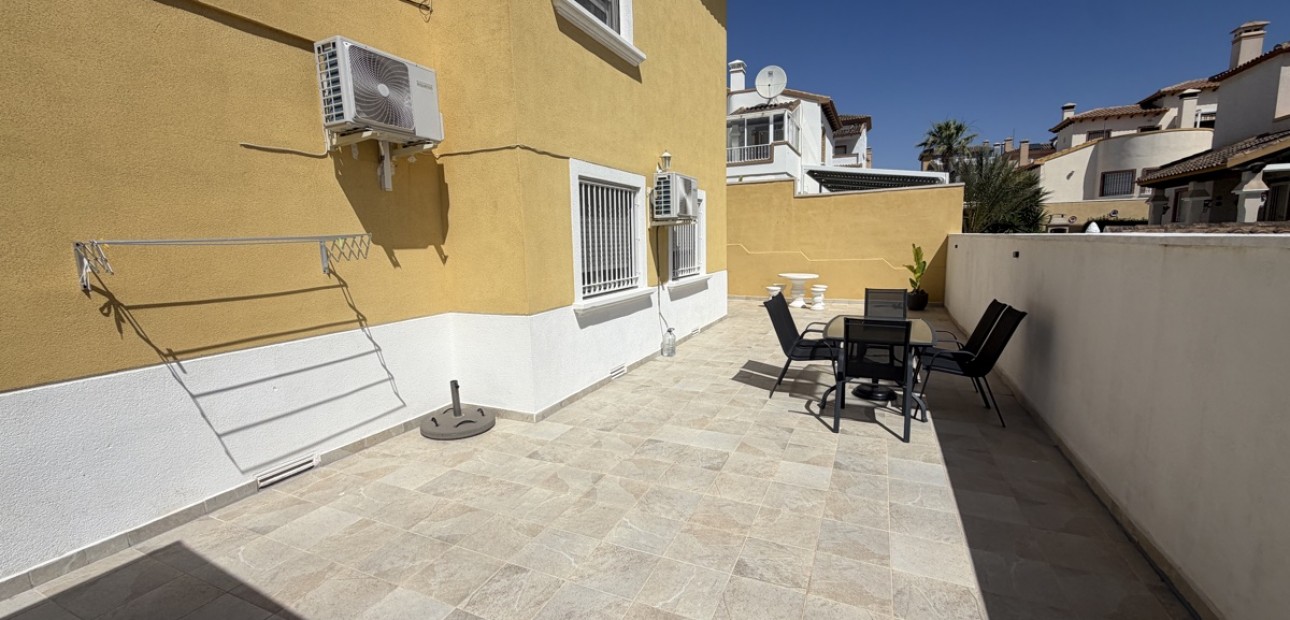 Sale - Detached Villa -
Orihuela Costa - Villamartin
