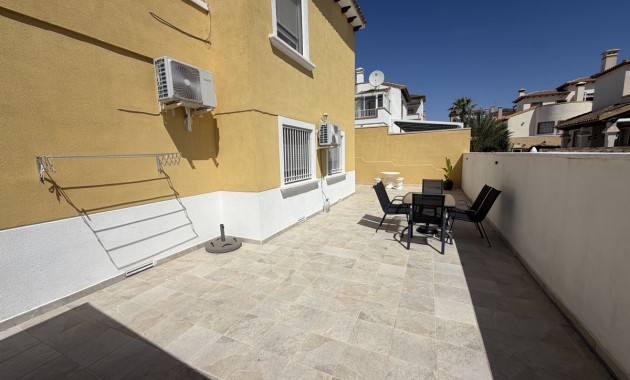 Sale - Detached Villa -
Orihuela Costa - Villamartin