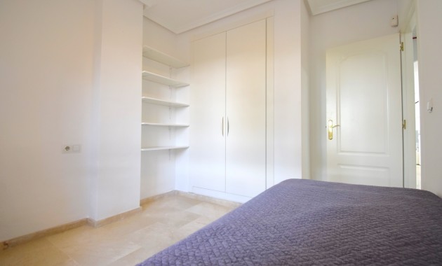 Sale - Apartment / flat -
Orihuela Costa - Playa Flamenca