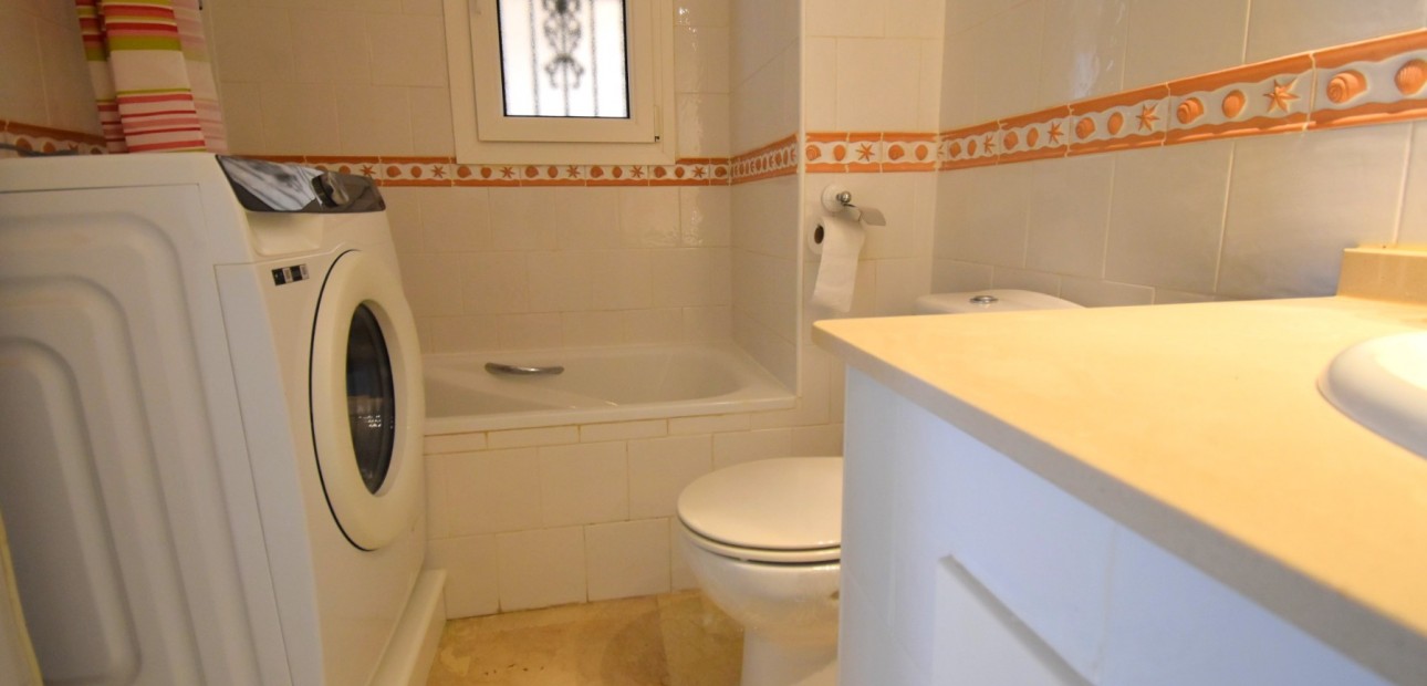 Sale - Apartment / flat -
Orihuela Costa - Playa Flamenca