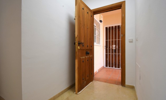 Sale - Apartment / flat -
Orihuela Costa - Playa Flamenca