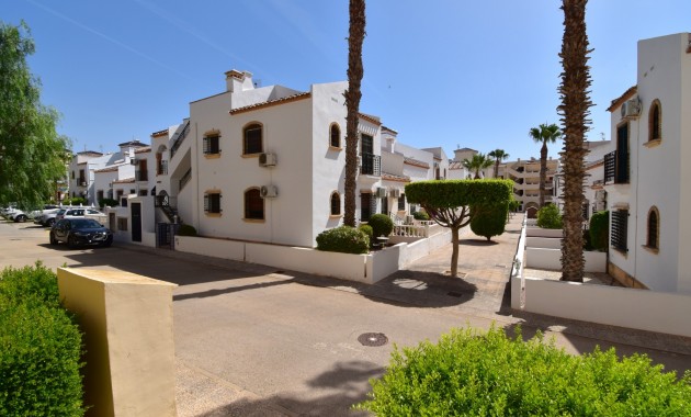 Sale - Apartment / flat -
Orihuela Costa - Playa Flamenca