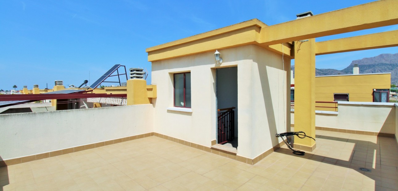 Sale - Townhouse -
Orihuela - Los Desamparados