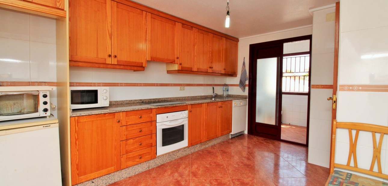 Sale - Townhouse -
Orihuela - Los Desamparados