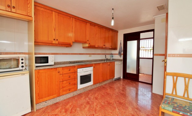 Sale - Townhouse -
Orihuela - Los Desamparados