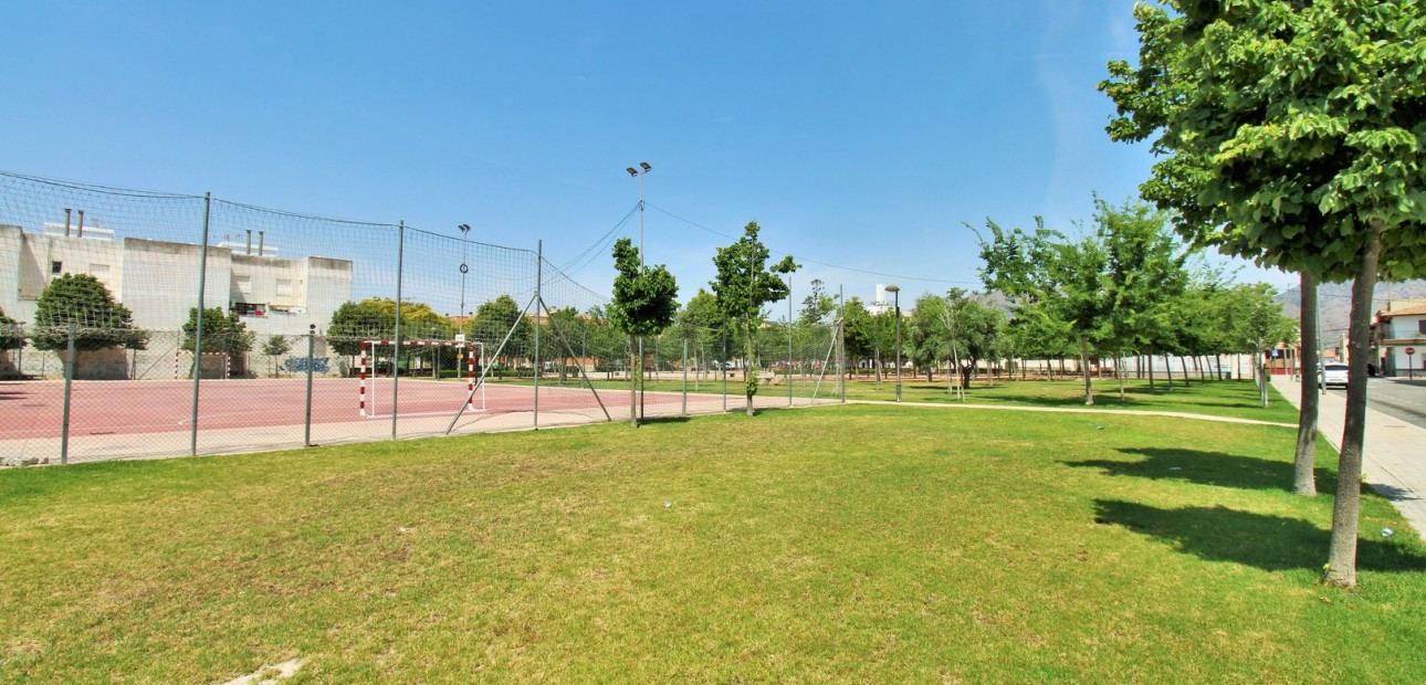 Sale - Townhouse -
Orihuela - Los Desamparados