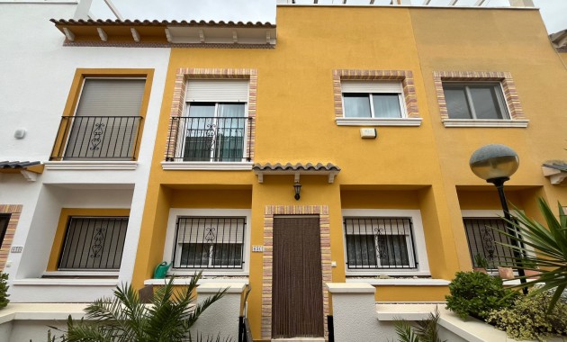 Sale - Townhouse -
Catral - Catral - Town