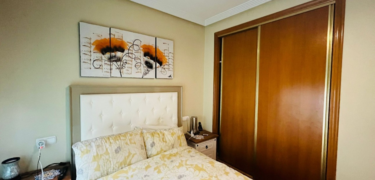 Sale - Townhouse -
Catral - Catral - Town