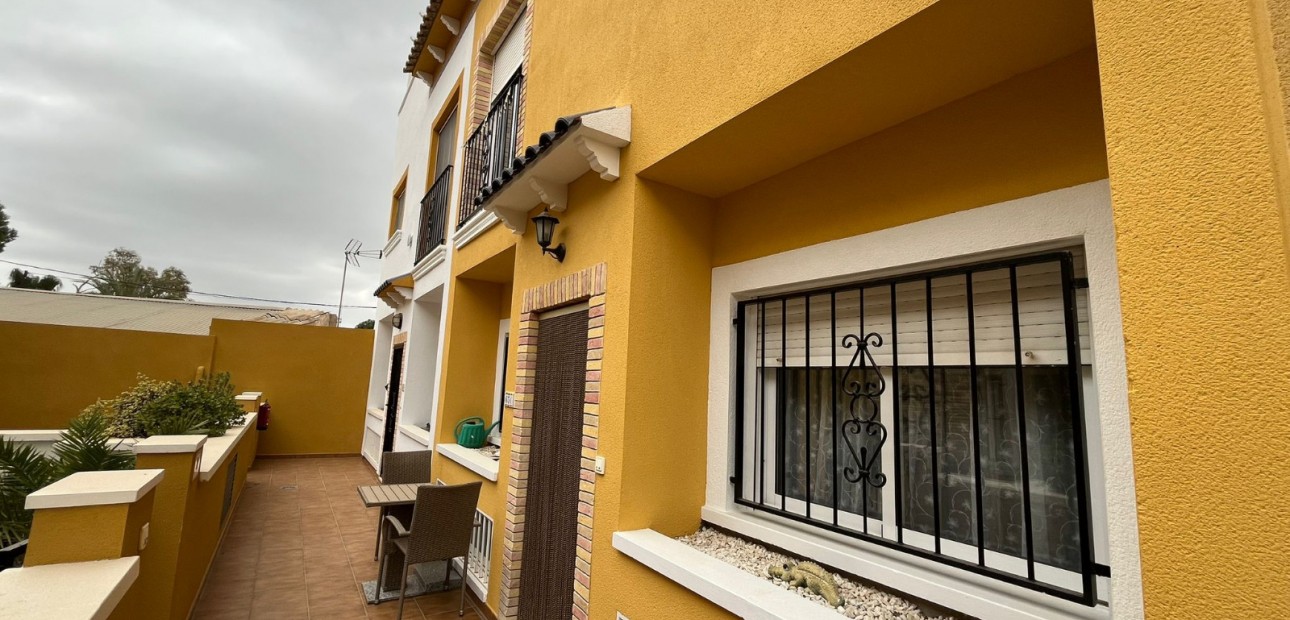 Sale - Townhouse -
Catral - Catral - Town