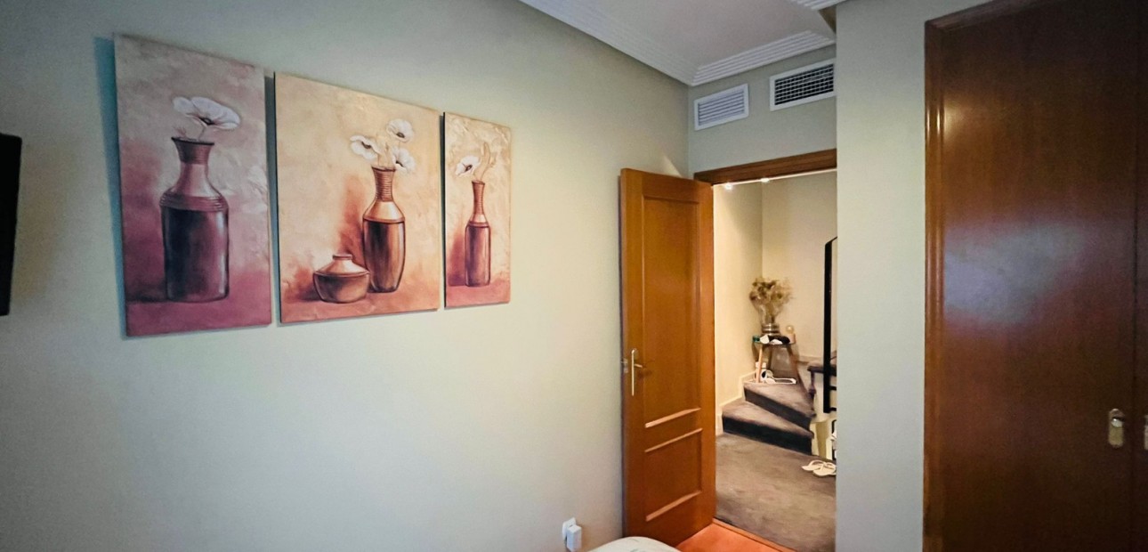 Sale - Townhouse -
Catral - Catral - Town