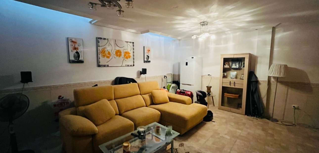 Sale - Townhouse -
Catral - Catral - Town