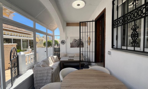 Sale - Quad Villa -
Orihuela Costa - Punta Prima