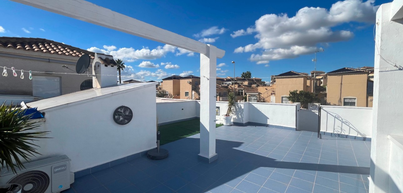 Sale - Quad Villa -
Orihuela Costa - Punta Prima