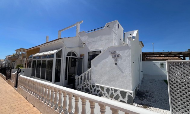 Sale - Quad Villa -
Orihuela Costa - Punta Prima