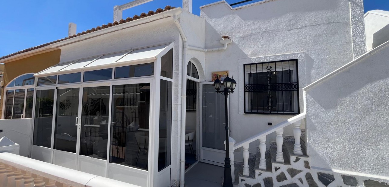 Sale - Quad Villa -
Orihuela Costa - Punta Prima