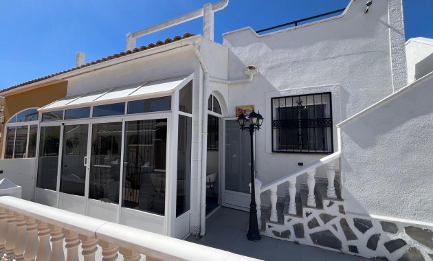 Sale - Quad Villa -
Orihuela Costa - Punta Prima