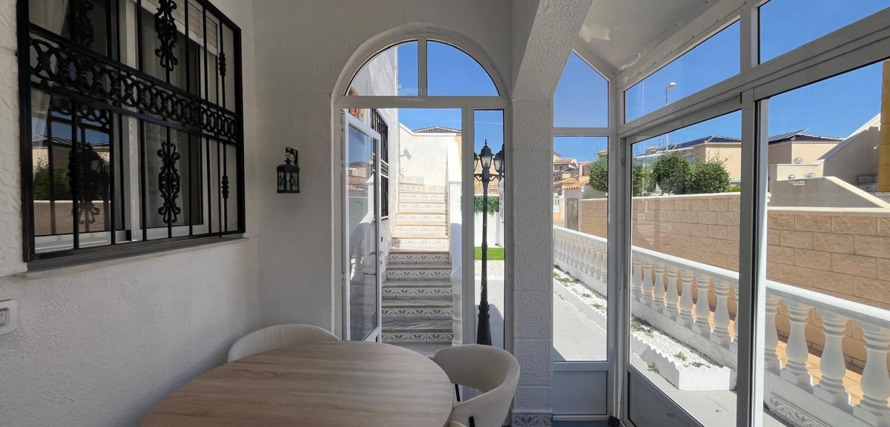 Sale - Quad Villa -
Orihuela Costa - Punta Prima