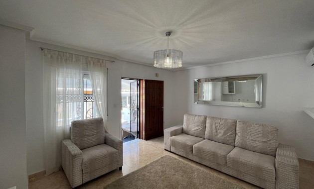 Sale - Quad Villa -
Orihuela Costa - Punta Prima