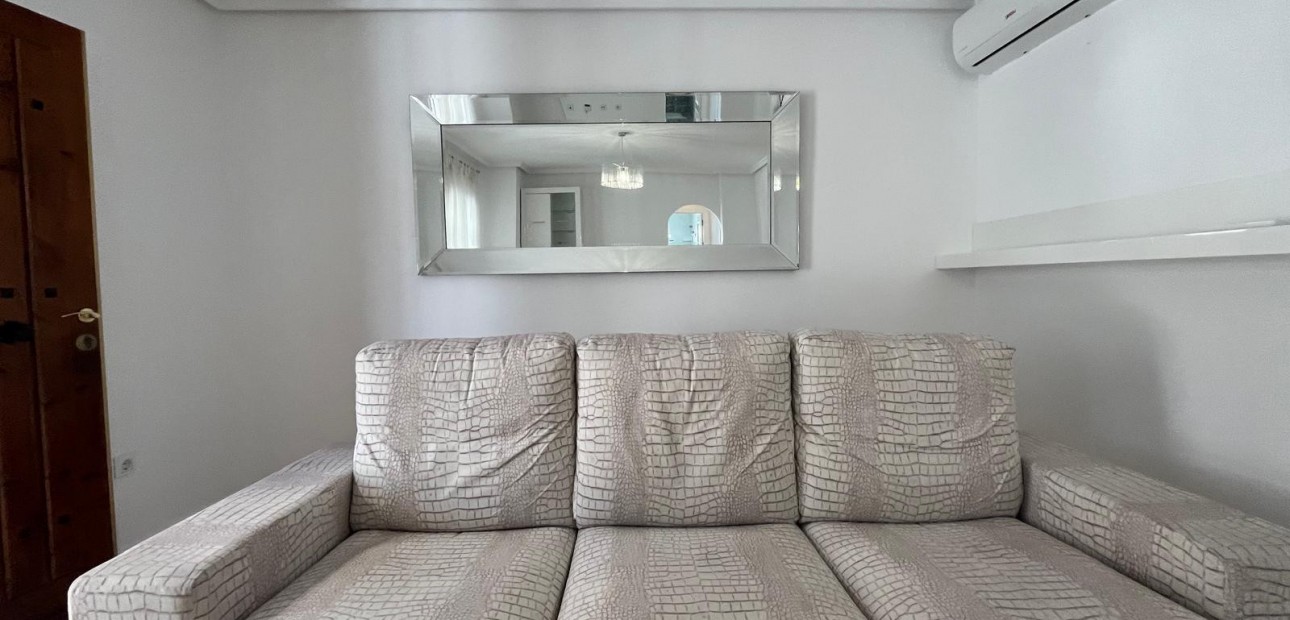 Sale - Quad Villa -
Orihuela Costa - Punta Prima