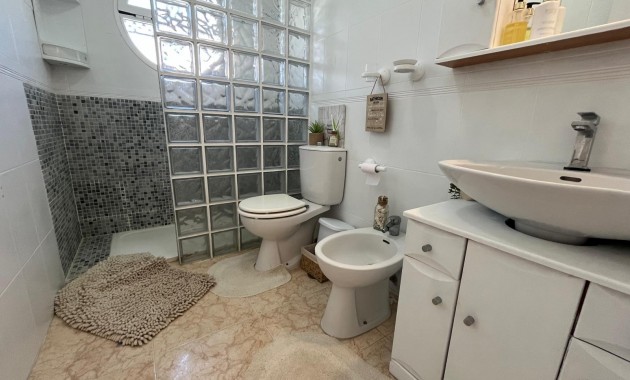Sale - Quad Villa -
Orihuela Costa - Punta Prima
