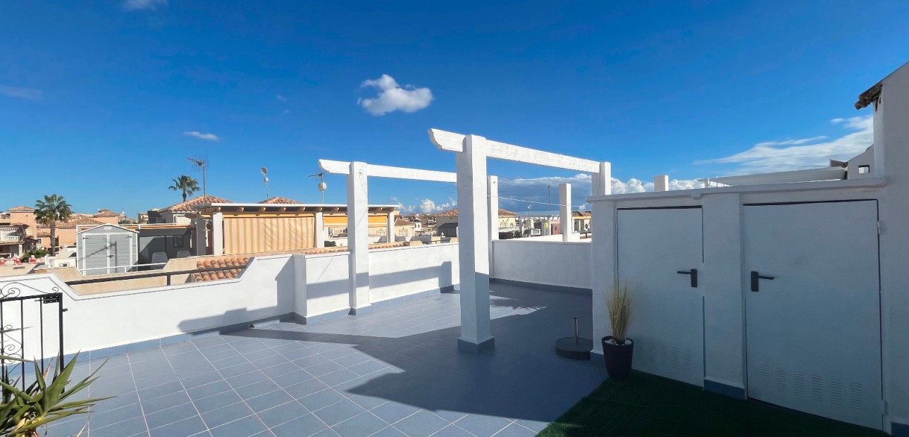 Sale - Quad Villa -
Orihuela Costa - Punta Prima