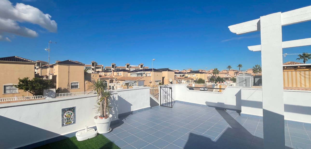 Sale - Quad Villa -
Orihuela Costa - Punta Prima