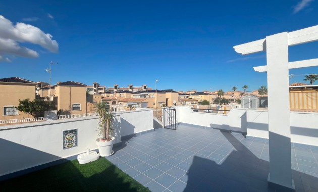 Sale - Quad Villa -
Orihuela Costa - Punta Prima