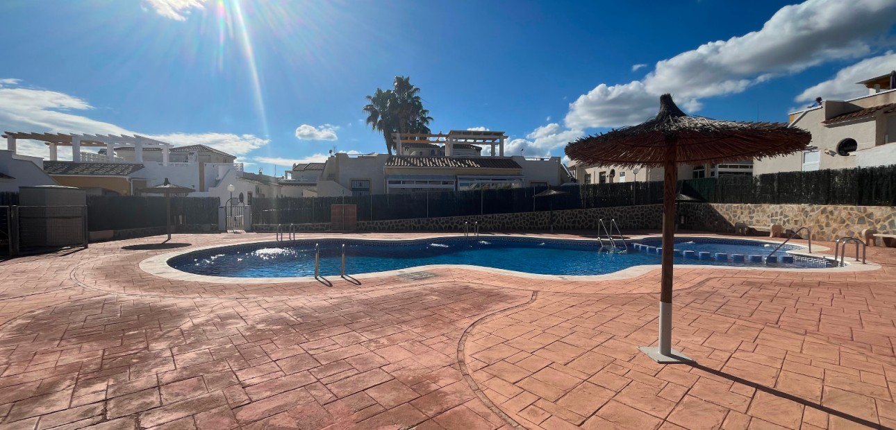 Sale - Quad Villa -
Orihuela Costa - Punta Prima
