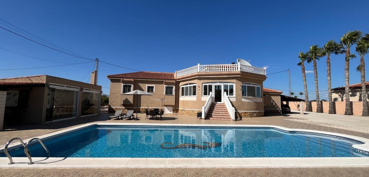Sale - Country Property -
Catral - Catral - Country