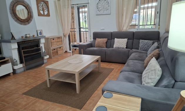 Sale - Country Property -
Catral - Catral - Country