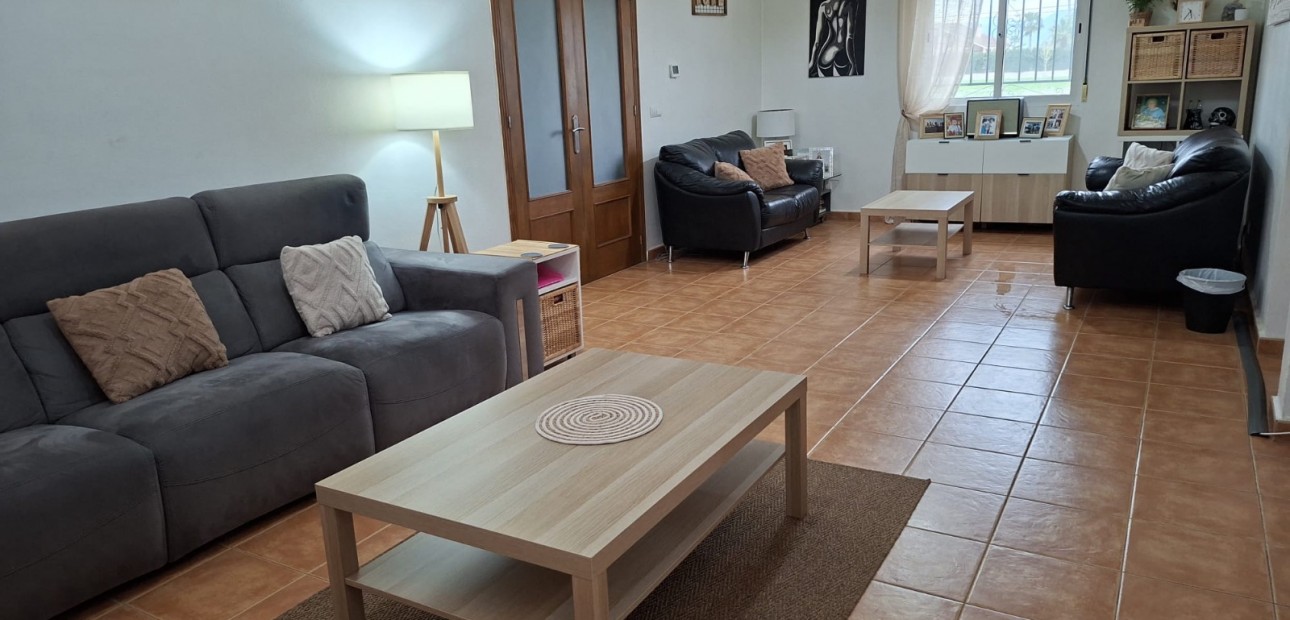 Sale - Country Property -
Catral - Catral - Country