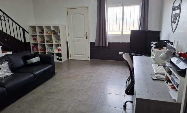 Sale - Country Property -
Catral - Catral - Country