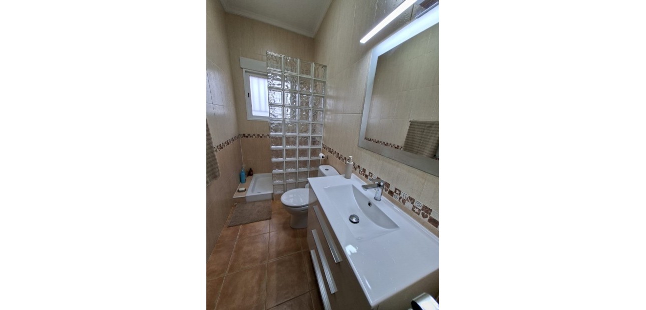 Sale - Country Property -
Catral - Catral - Country