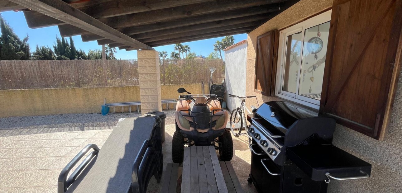 Sale - Country Property -
Catral - Catral - Country