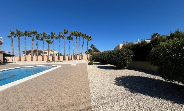 Sale - Country Property -
Catral - Catral - Country