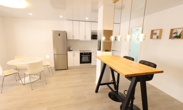 Sale - Apartment / flat -
Torrevieja - Acequion