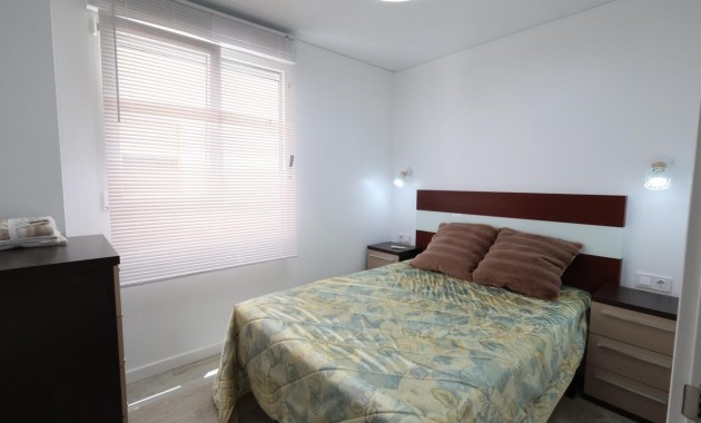 Sale - Apartment / flat -
Torrevieja - Acequion