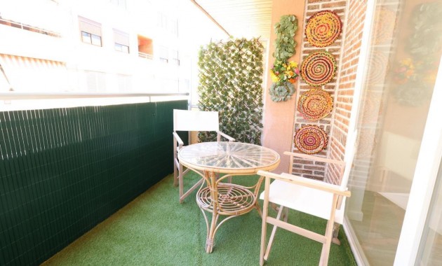Sale - Apartment / flat -
Torrevieja - Acequion