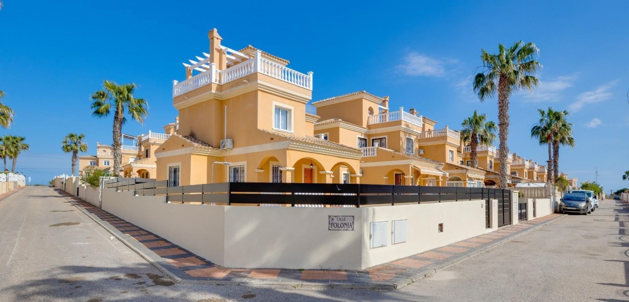 Sale - Villa -
Algorfa - Costa blanca sur