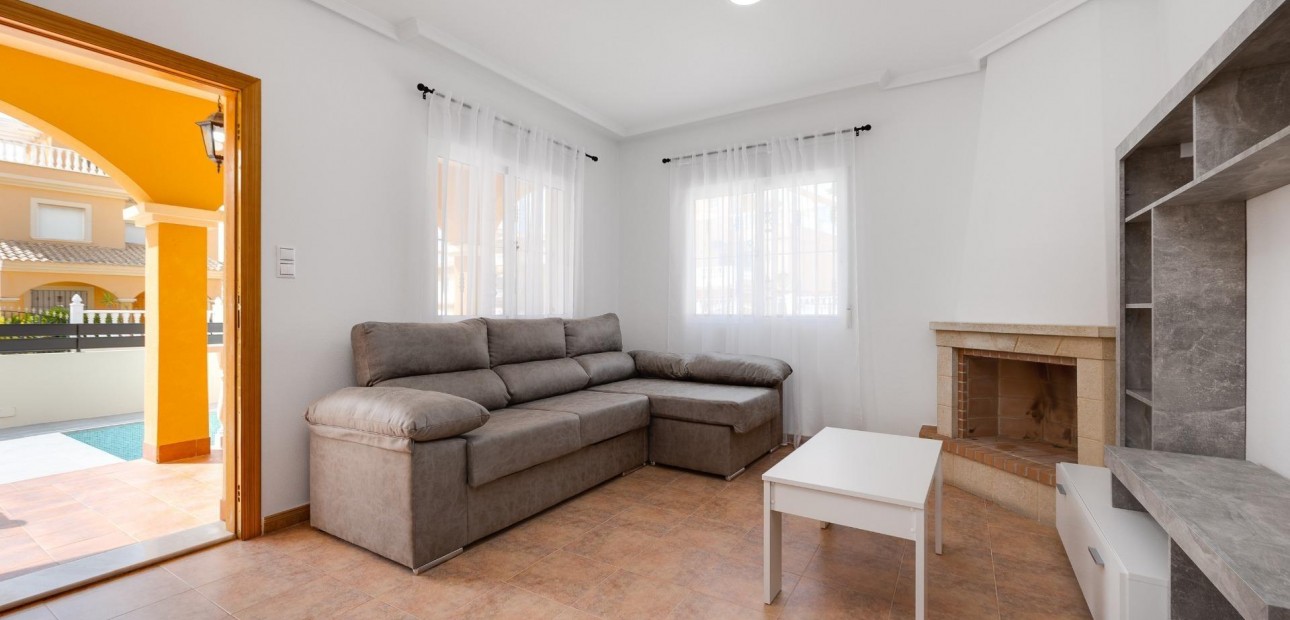 Sale - Villa -
Algorfa - Costa blanca sur