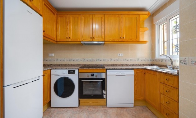 Sale - Villa -
Algorfa - Costa blanca sur