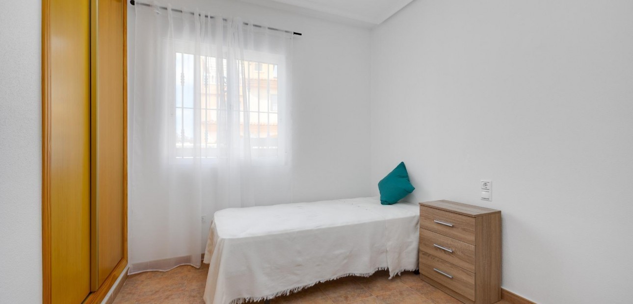 Sale - Villa -
Algorfa - Costa blanca sur
