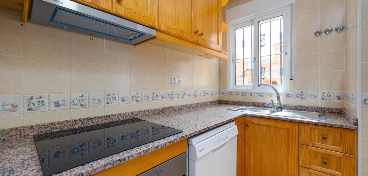 Sale - Villa -
Algorfa - Costa blanca sur