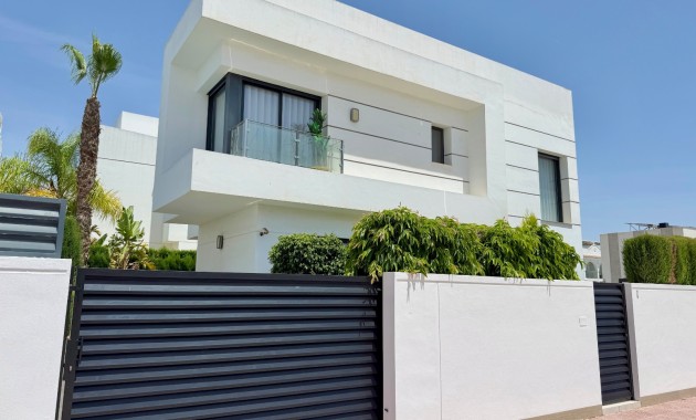 Sale - Detached Villa -
Ciudad Quesada - Ciudad Quesada - Town