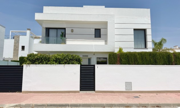 Sale - Detached Villa -
Ciudad Quesada - Ciudad Quesada - Town