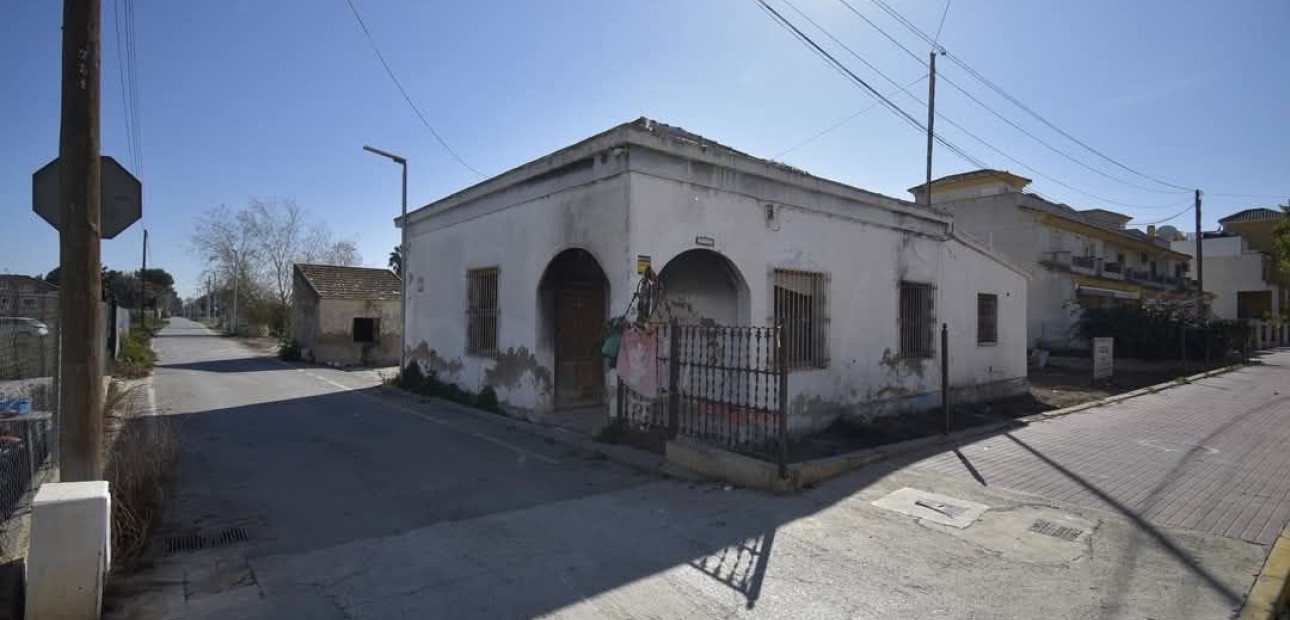 Sale - Detached Villa -
Daya Nueva - Daya Nueva - Town
