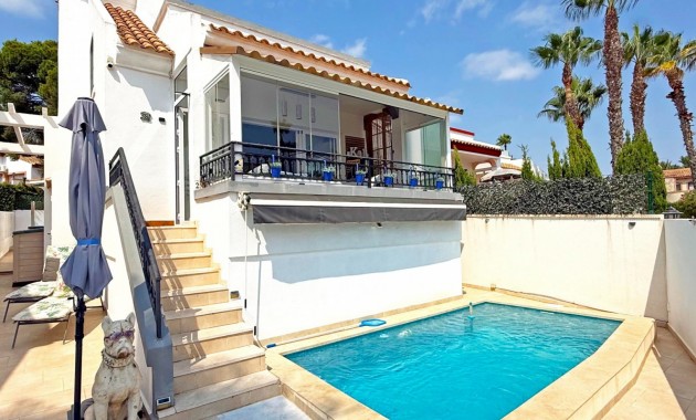 Sale - Detached Villa -
Orihuela Costa - Villamartin